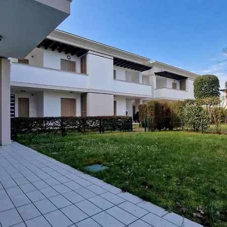 Welcoming Flat With Swimming Pool And Solarium Apartman Bibione