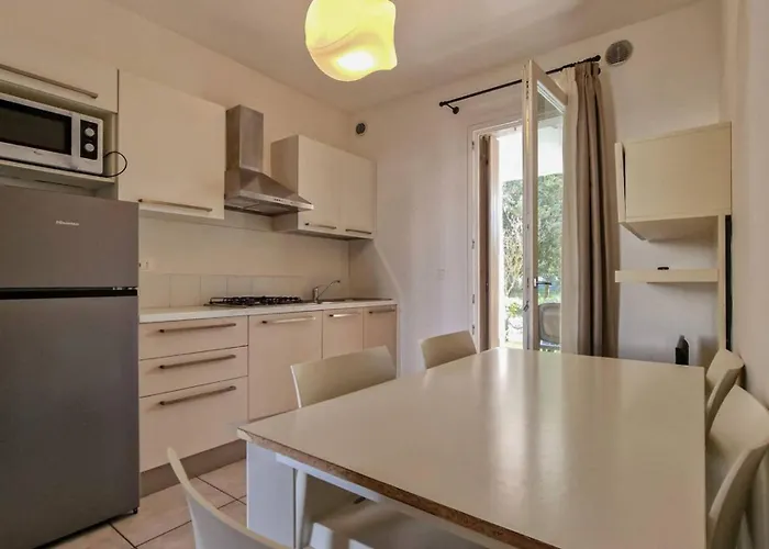 Appartement Welcoming Flat With Swimming Pool And Solarium Bibione