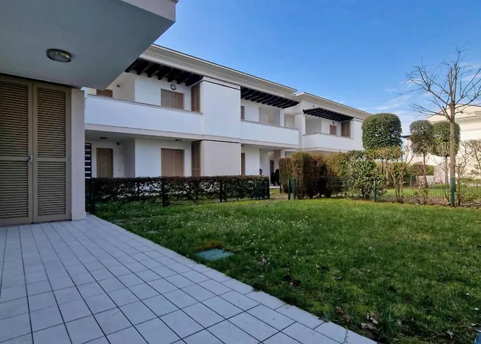 Welcoming Flat With Swimming Pool And Solarium Apartman Bibione