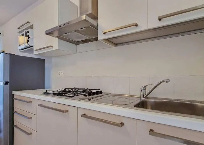 Welcoming Flat With Swimming Pool And Solarium Appartement Bibione