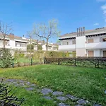 Apartman Welcoming Flat With Swimming Pool And Solarium