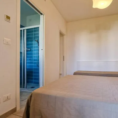 Welcoming Flat With Swimming Pool And Solarium Apartment